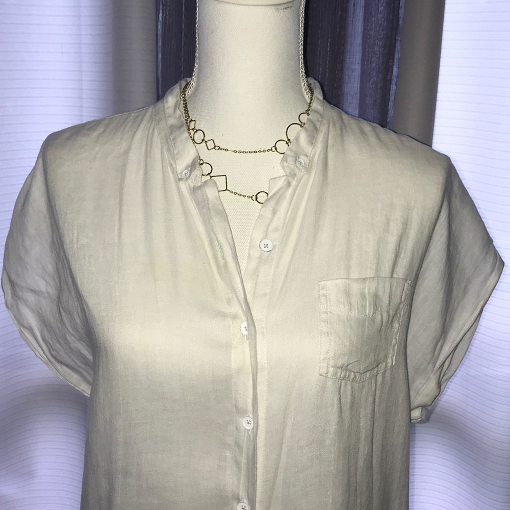 CAbi Linen Button Down Tunic - Picture 2 of 3